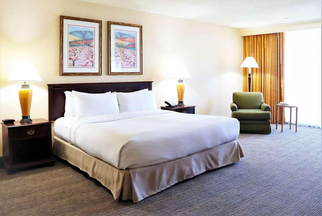 فندق Doubletree By Hilton سان خوسيه الغرفة الصورة