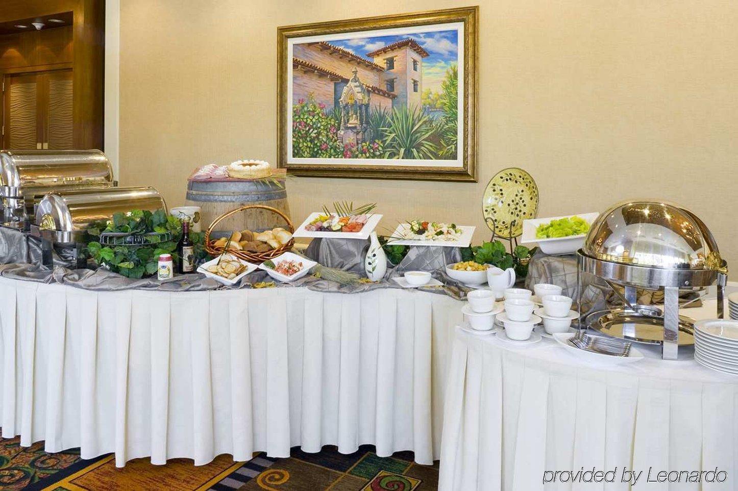 فندق Doubletree By Hilton سان خوسيه المطعم الصورة